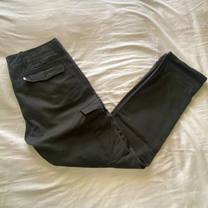 Mens levi slim cargo LMTD edition 32 X 32 charcoal